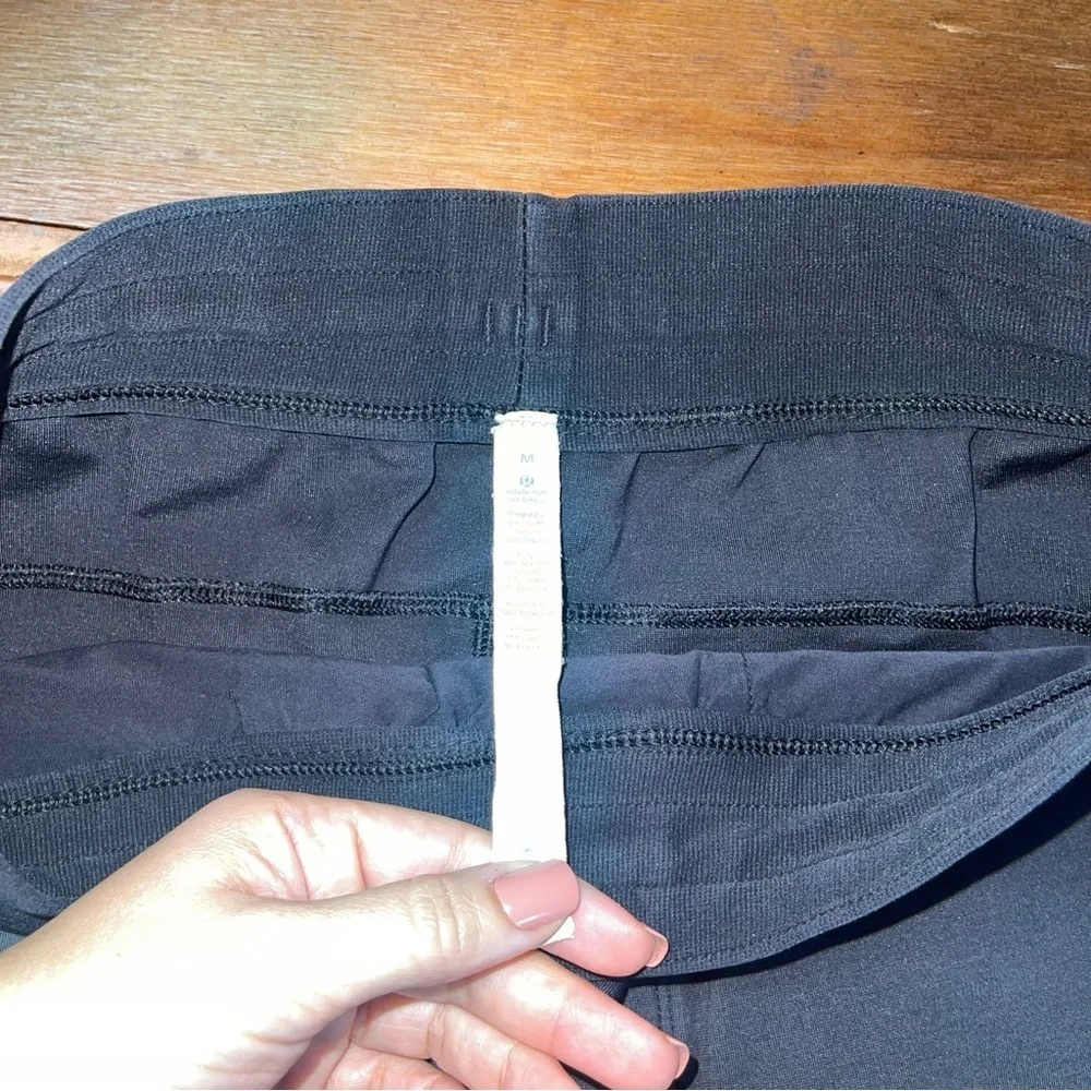 Lululemon • Mens Shorts 9”